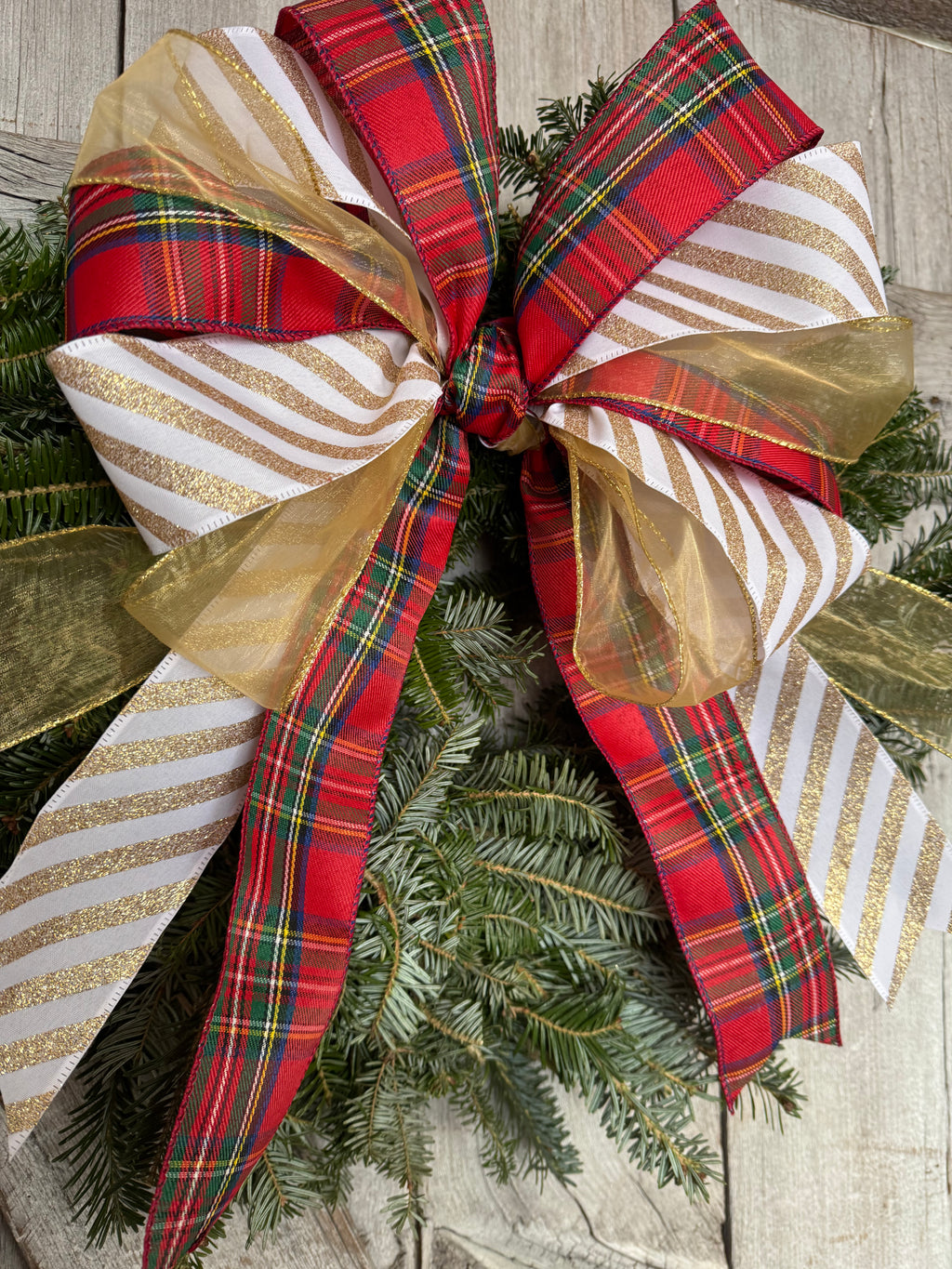 Stripe Plaid Gold Wreath