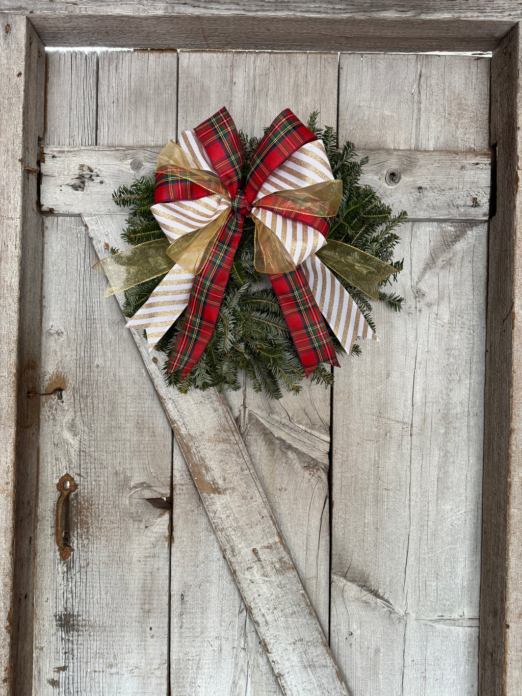 Stripe Plaid Gold Wreath
